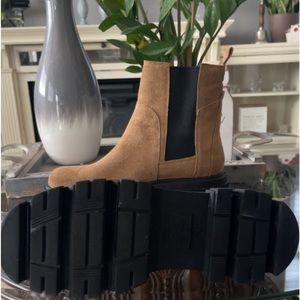 Brown Marc fisher,platform Chelsea,brand new condition